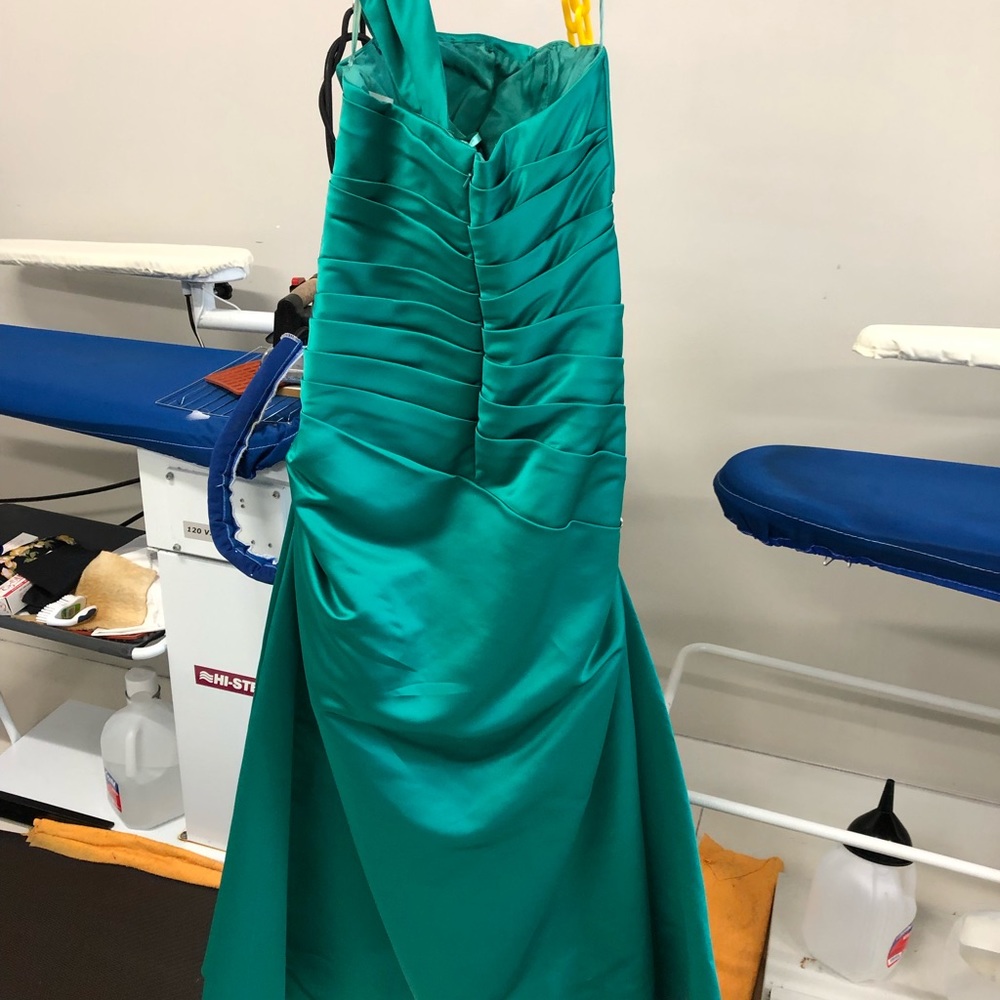 Dress - Picture 2 of 5